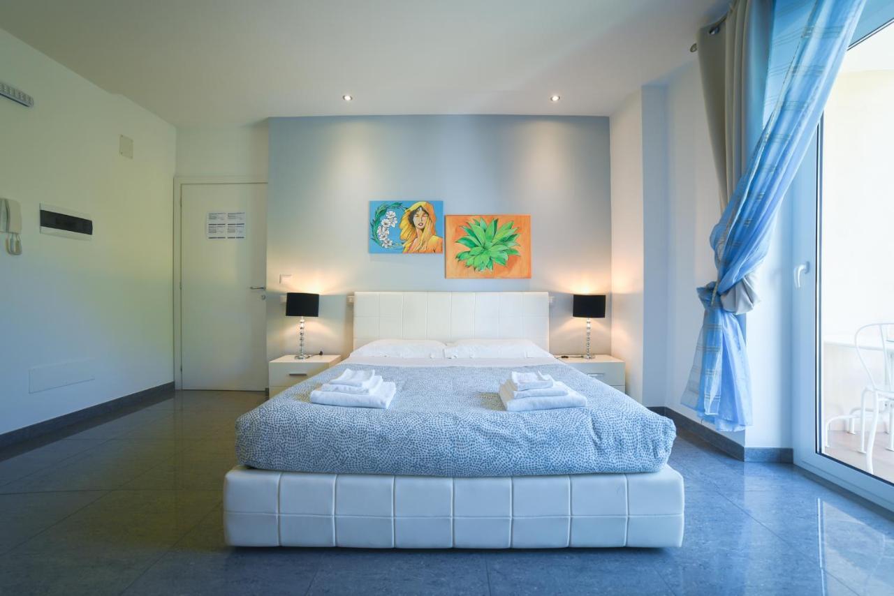 Palazzo Leo Suite And Apartment Lecce Ngoại thất bức ảnh