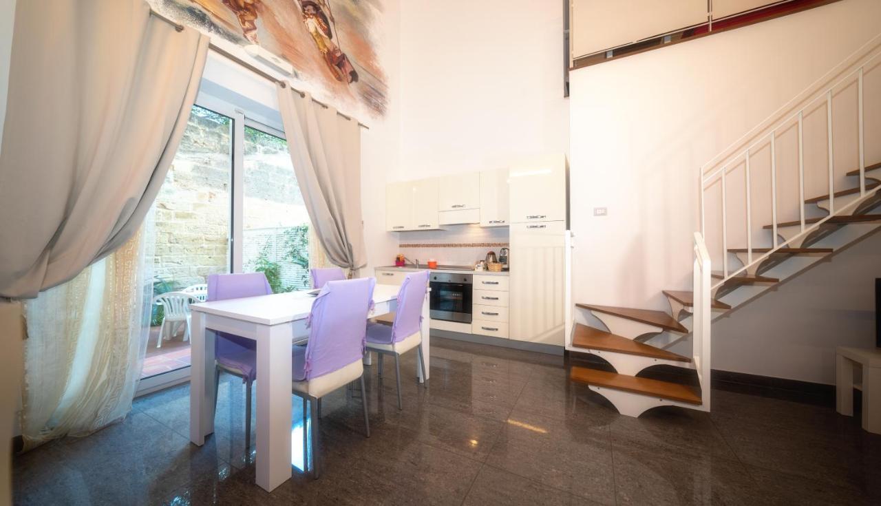 Palazzo Leo Suite And Apartment Lecce Ngoại thất bức ảnh