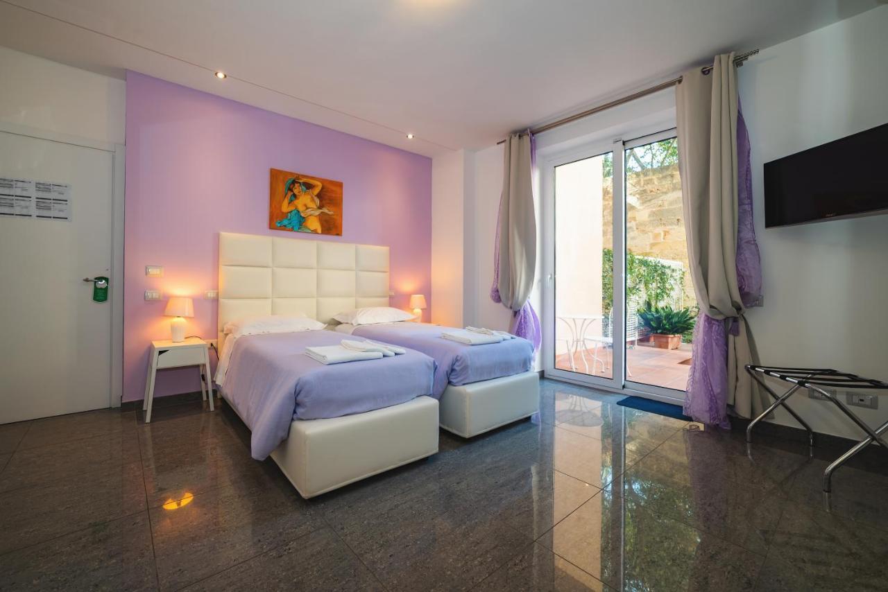 Palazzo Leo Suite And Apartment Lecce Ngoại thất bức ảnh