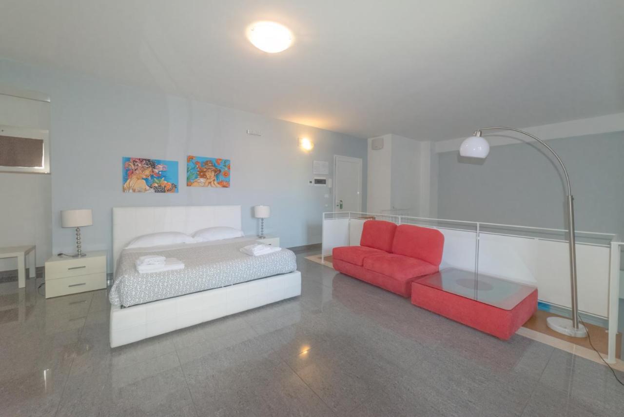 Palazzo Leo Suite And Apartment Lecce Ngoại thất bức ảnh