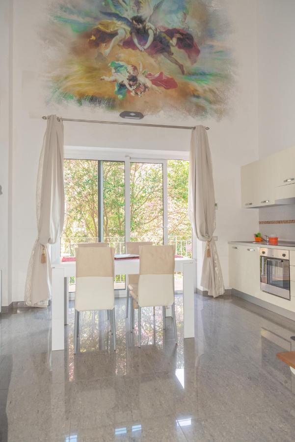 Palazzo Leo Suite And Apartment Lecce Ngoại thất bức ảnh