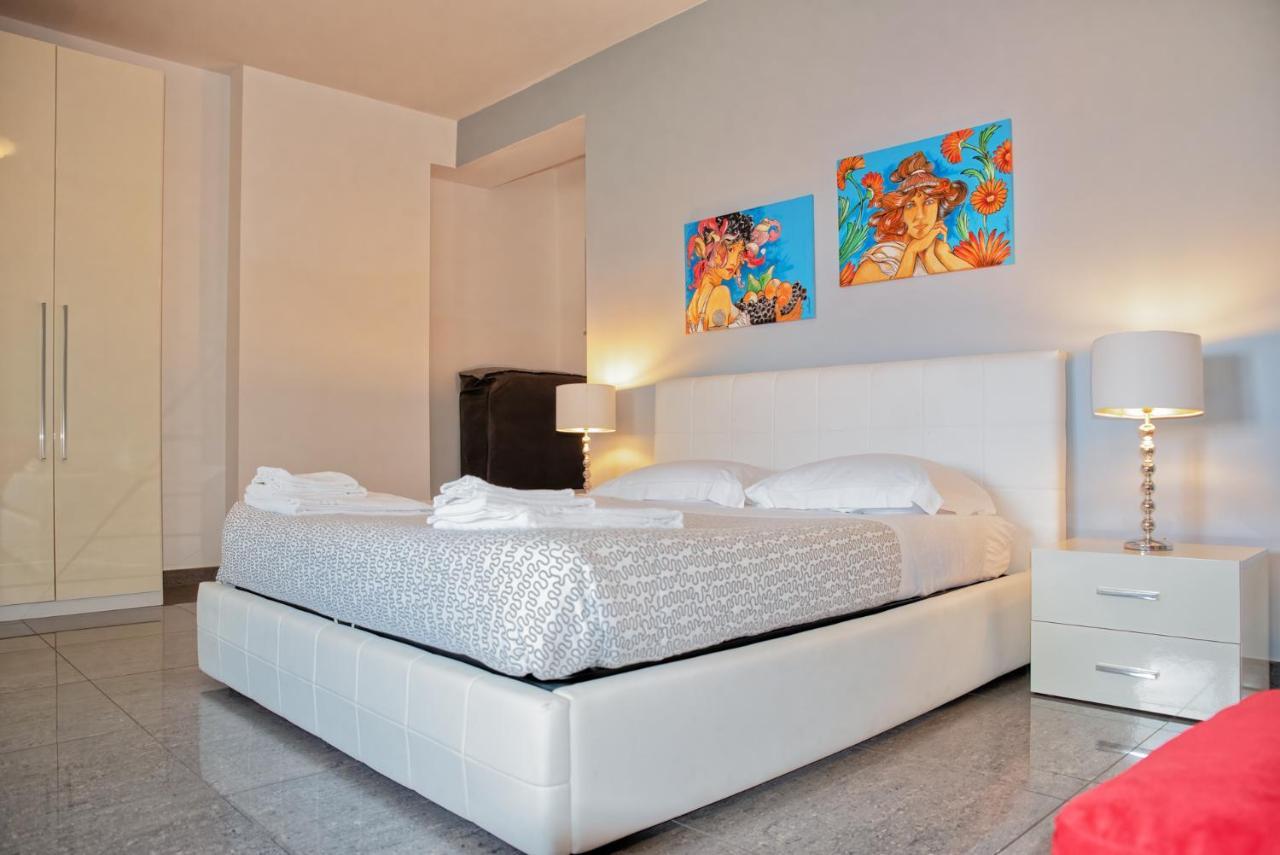 Palazzo Leo Suite And Apartment Lecce Ngoại thất bức ảnh
