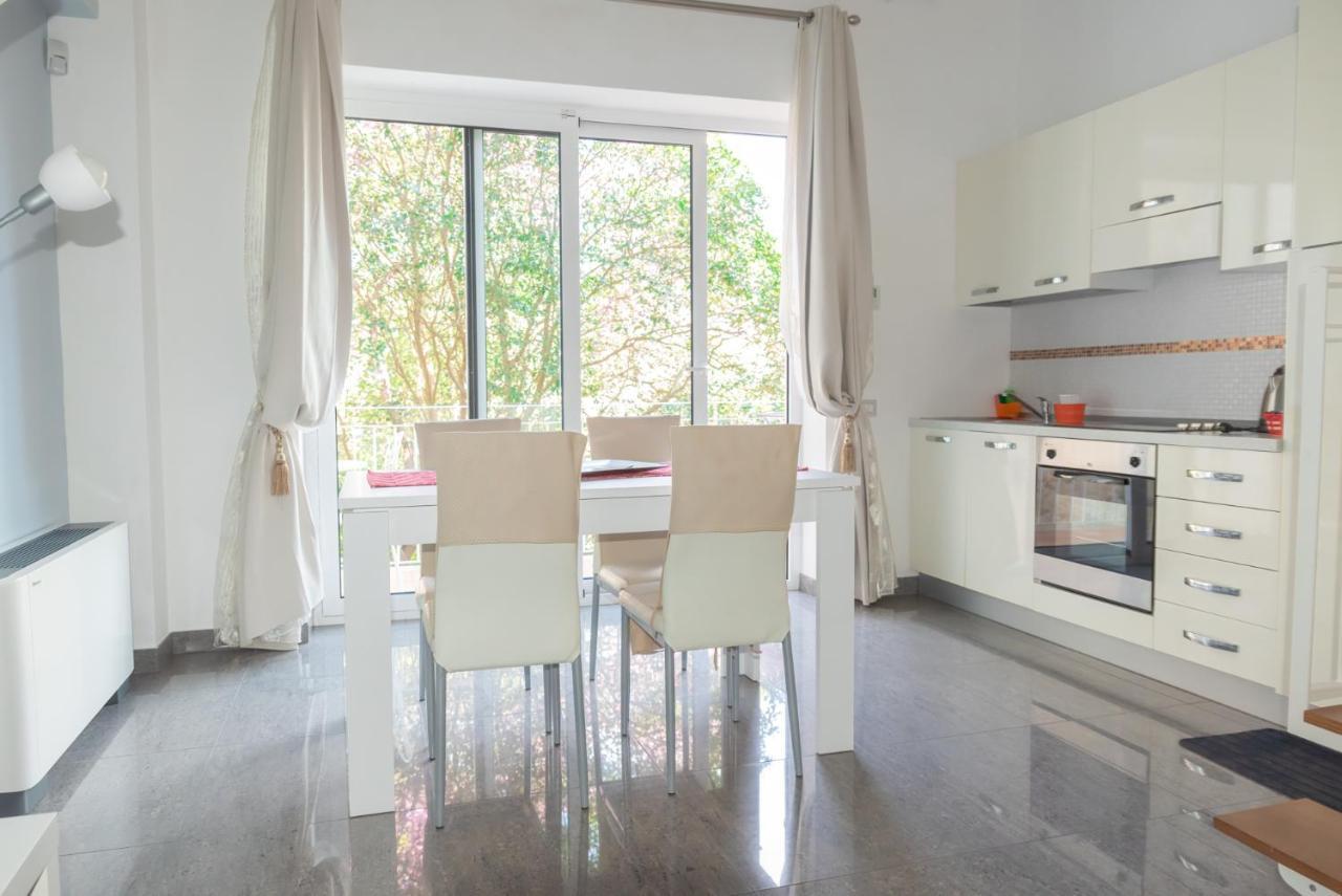 Palazzo Leo Suite And Apartment Lecce Ngoại thất bức ảnh